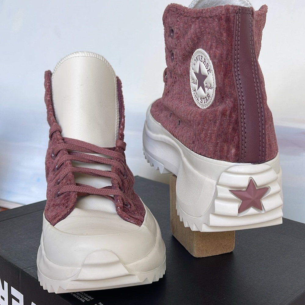 Converse WMNS А03252С CTAS
RUN STAR HIKE HI
DARK WINE/SADDLE/EGRET
Sneakers - Picture 11 of 16